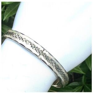 Vintage Pastelli silver Tone rolled gold plated Bangle Bracelet 1970's Etched  H